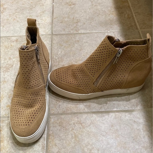 Steve Madden Lali Sneakers Tan Size 9 - Picture 2 of 6